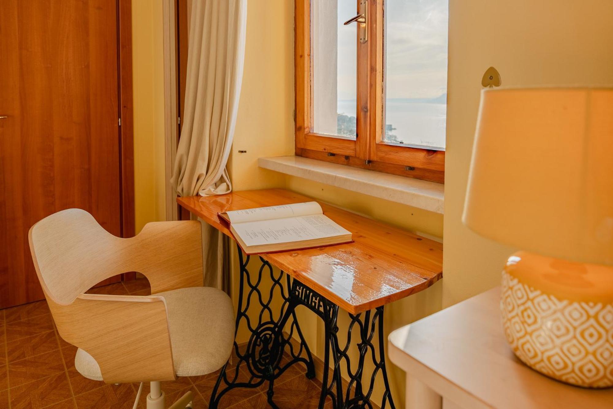 Garda Doma Bed & Breakfast Brenzone sul Garda Ngoại thất bức ảnh