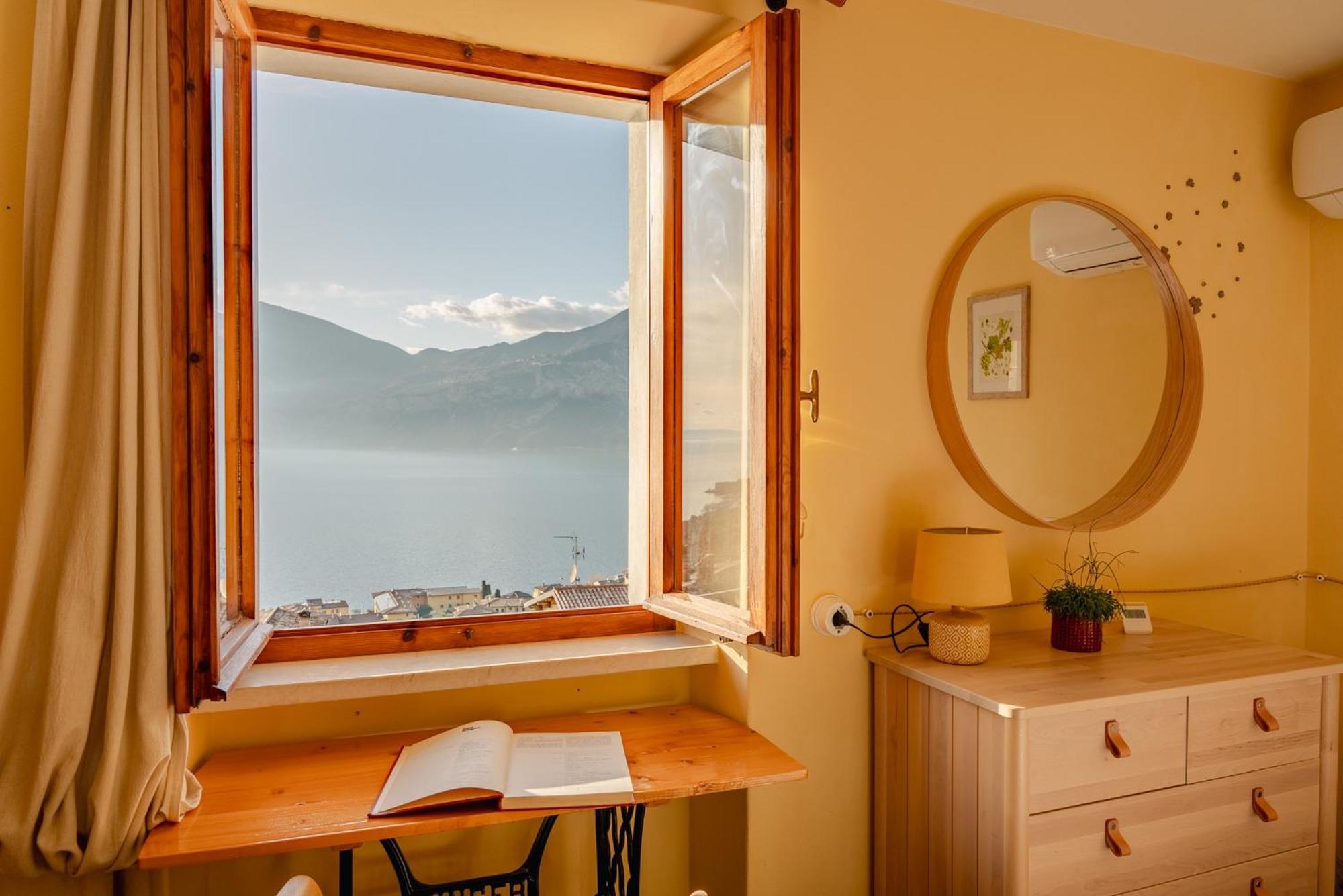 Garda Doma Bed & Breakfast Brenzone sul Garda Ngoại thất bức ảnh
