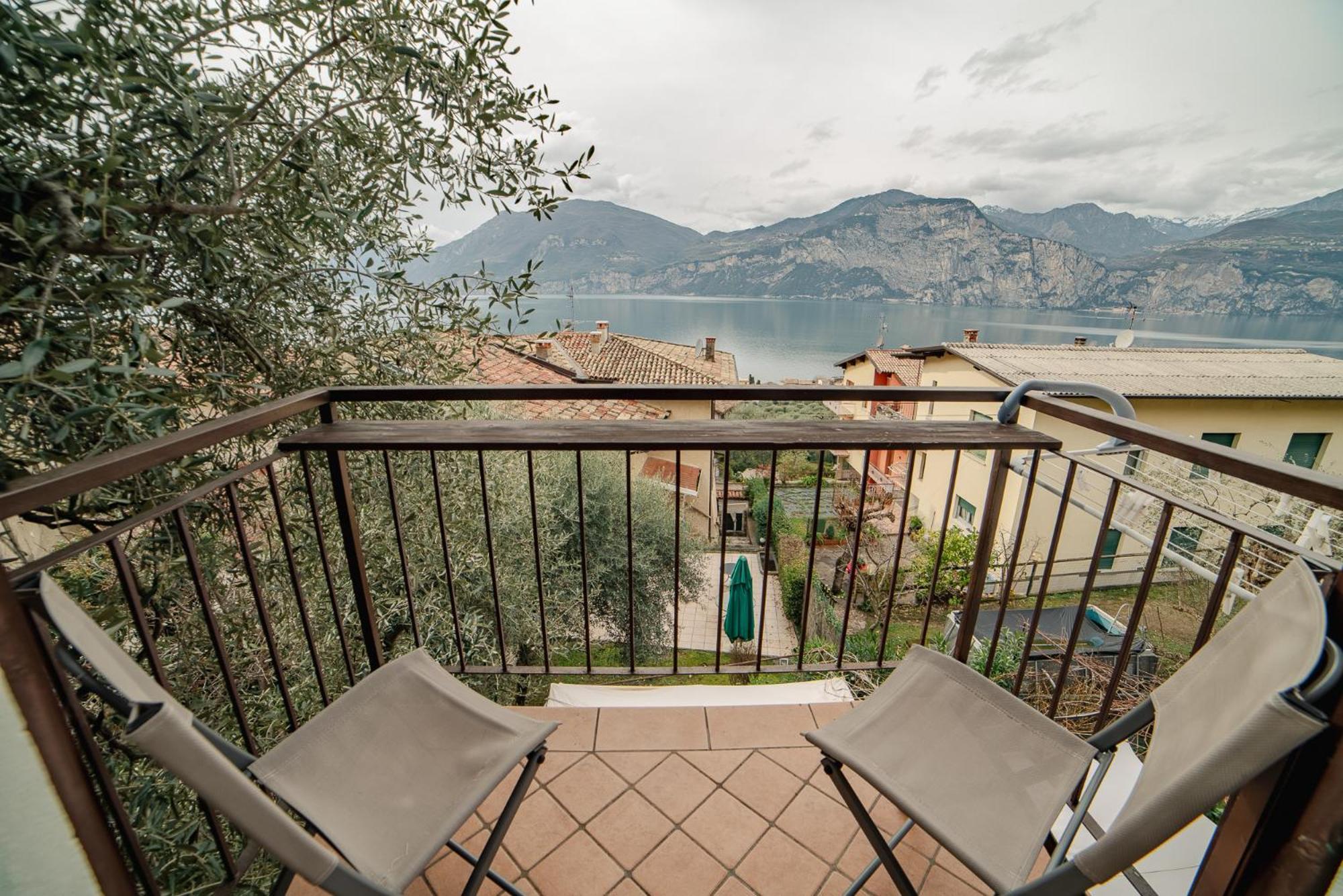 Garda Doma Bed & Breakfast Brenzone sul Garda Ngoại thất bức ảnh